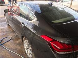 هیوندای جێنسس